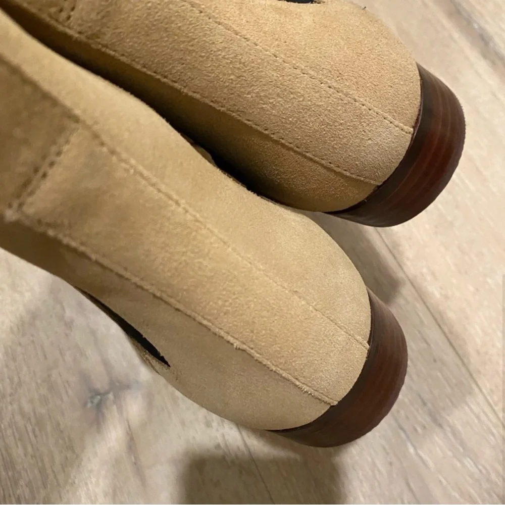 JCrew Pull-On Chelsea Ankle Boots tan
Suede Genuine Leather 8.5 women - Picture 4 of 8